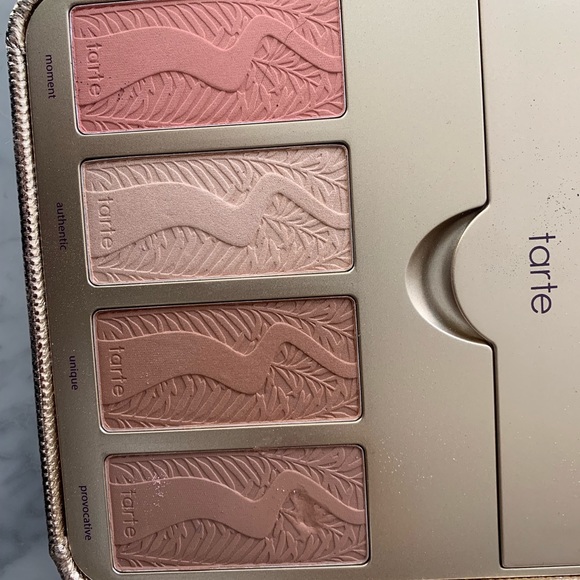 Tarte holiday makeup, eyeshadow, blush, bronzer - Picture 3 of 5
